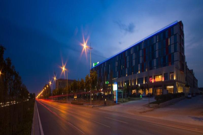 Holiday Inn Express Zhengzhou Airport By Ihg Xinzheng  Eksteriør bilde